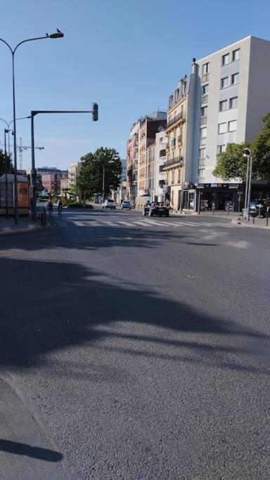 Joli Appart A 10 Minutes De Paris En Metro - Parking Offert Saint-Ouen  Buitenkant foto